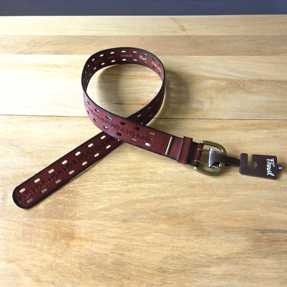 NWT - Fossil Women's Brown Leather Belt